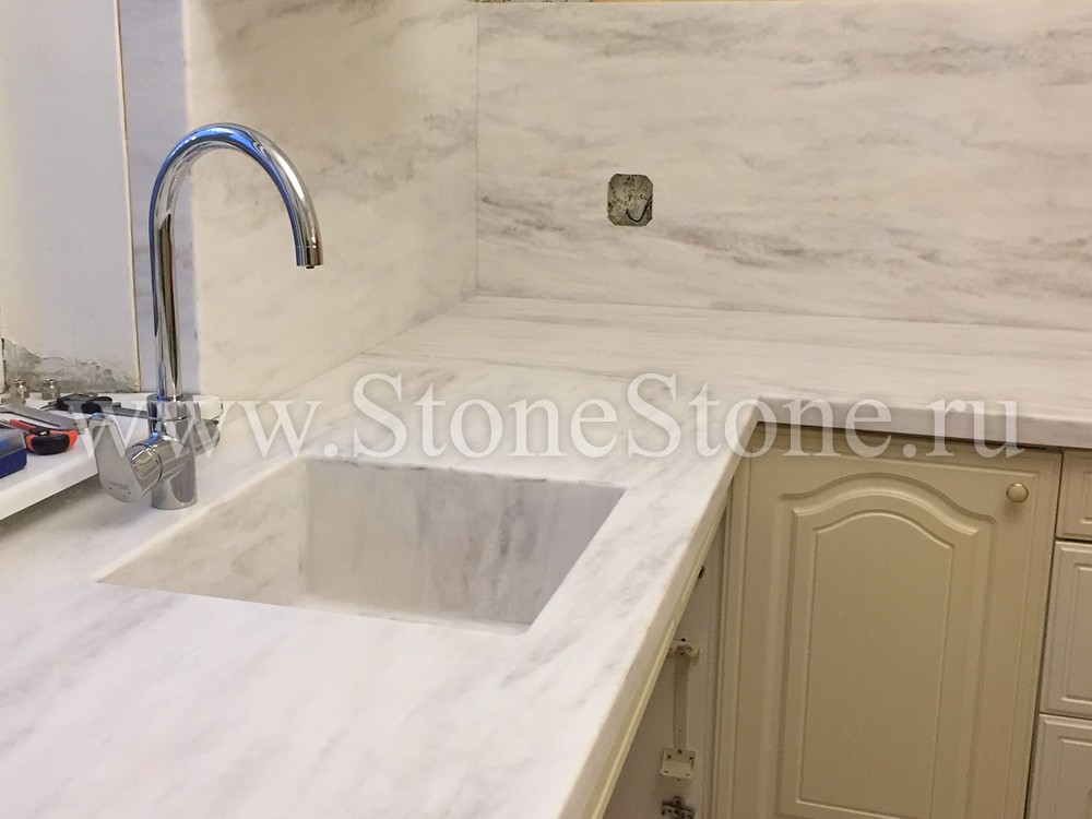 ������� ���������� ��� ����� �� ���������� ����� Corian Limestone Prima
